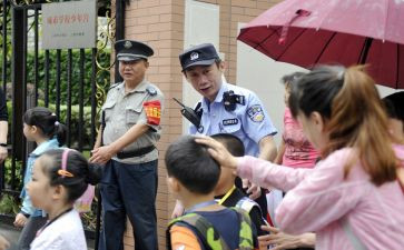 保护校园环境的倡议书优质8篇