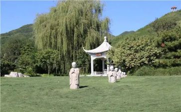 写烈士陵园的作文精选8篇